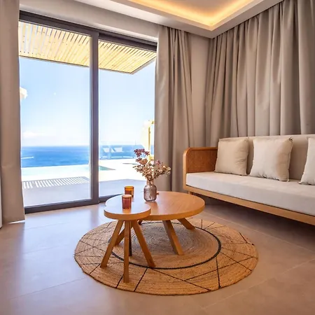 Villa Theros Luxury *